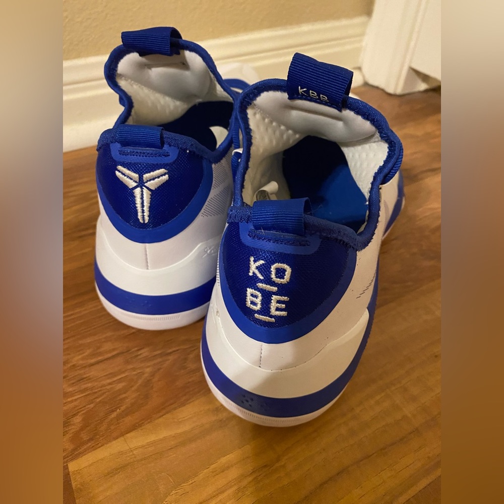 Nike - Kobe AD Exodus - Basketball - Size 14.5
